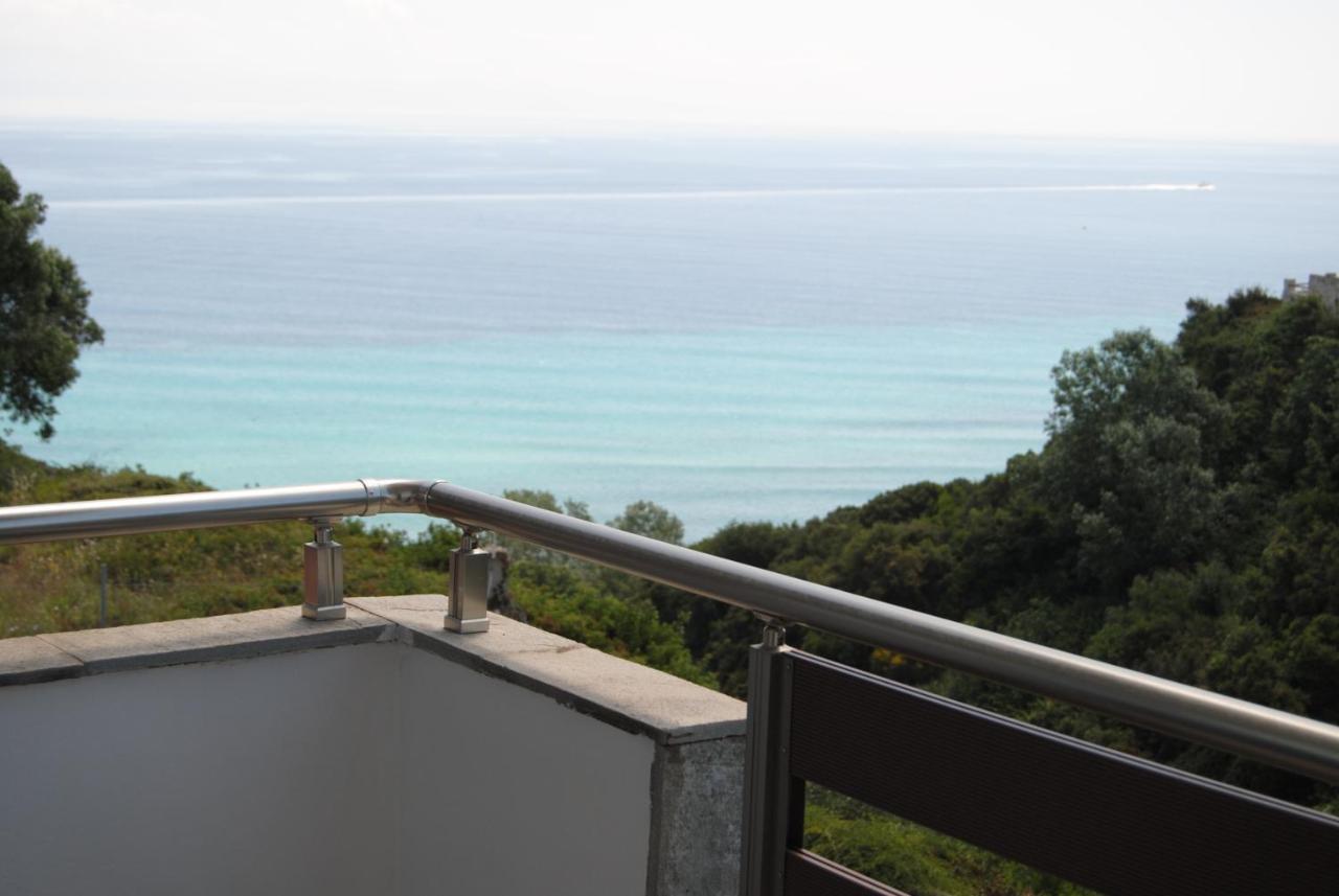Marianna Sea View Afitos Lägenhet Exteriör bild